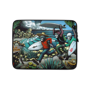 "Hurricane Assault @ La Punta" Laptop Sleeve